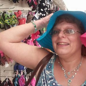 Meet your Posher, Janice